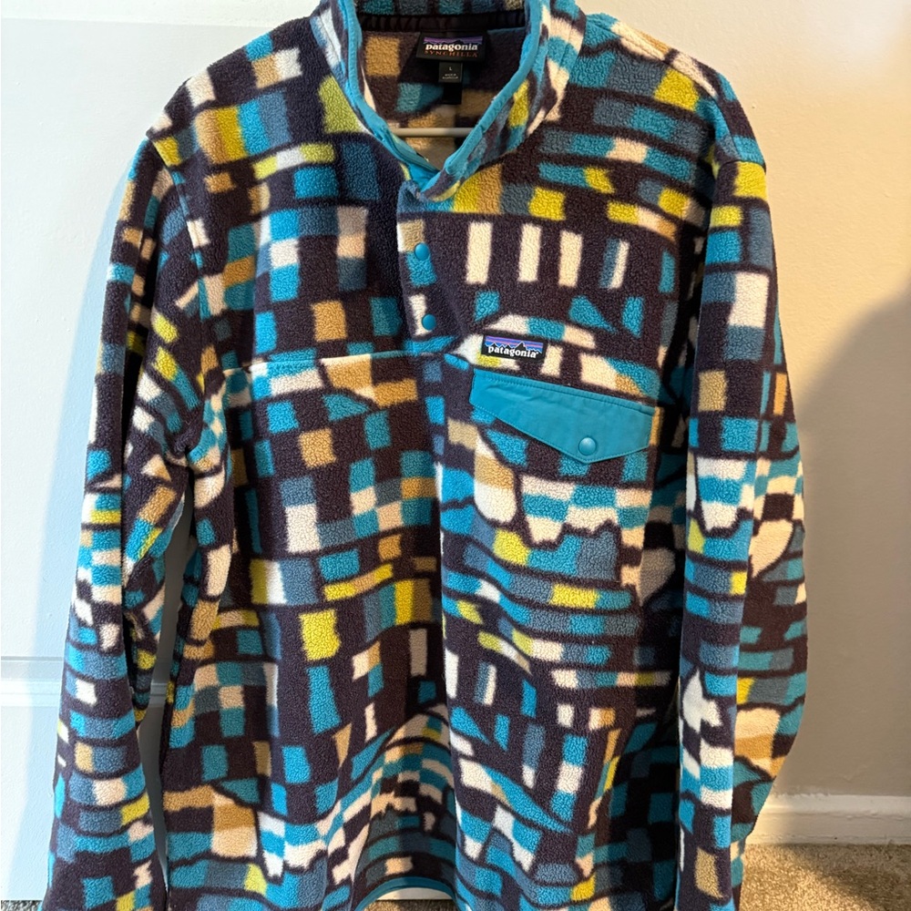 Patagonia Blue and Tan Synchilla Fleece
